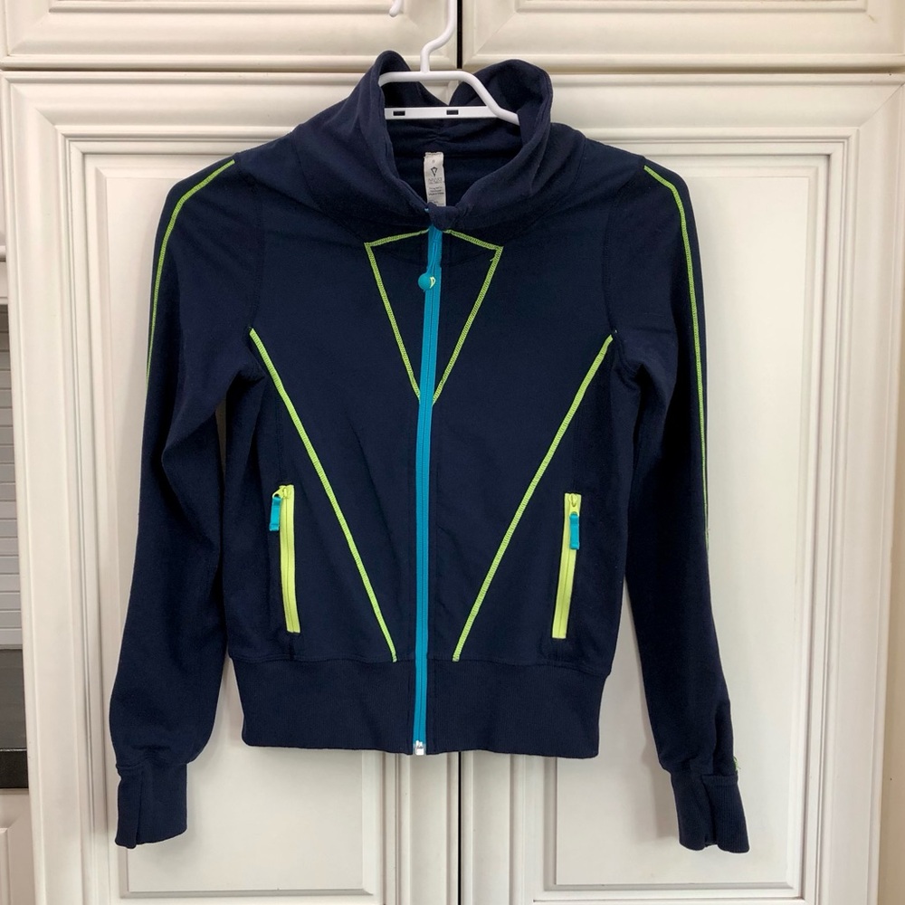 Ivivva by Lululemon girl’s jacket 🍋